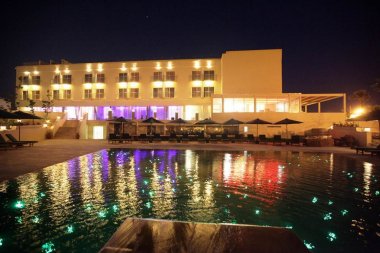 E Hotel Spa (Е Хотел Спа), Ларнака