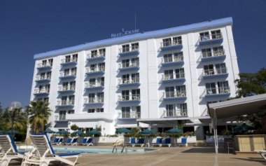 Blue Crane Hotel Apartments (Блу Крэйн Отель Аппартментс), Лимассол