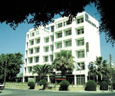 Estella Hotel Apartments (Эстелла Отель Аппартментс), Лимассол