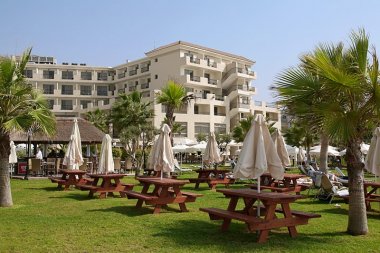 Aquamare Beach Hotel & SPA (Аквамаре Бич Отель энд СПА), Пафос