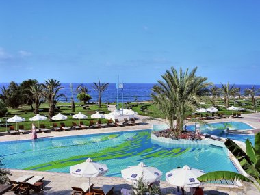 Athena Royal Beach Hotel (Атена Роял Бич Хотел), Пафос