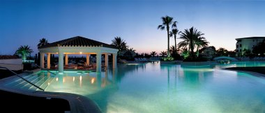 Paphos Amathus Beach Hotel (Пафос Аматус Бич Хотел), Пафос