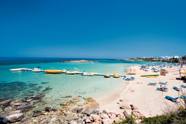 Пляжный отдых на Кипре в июне